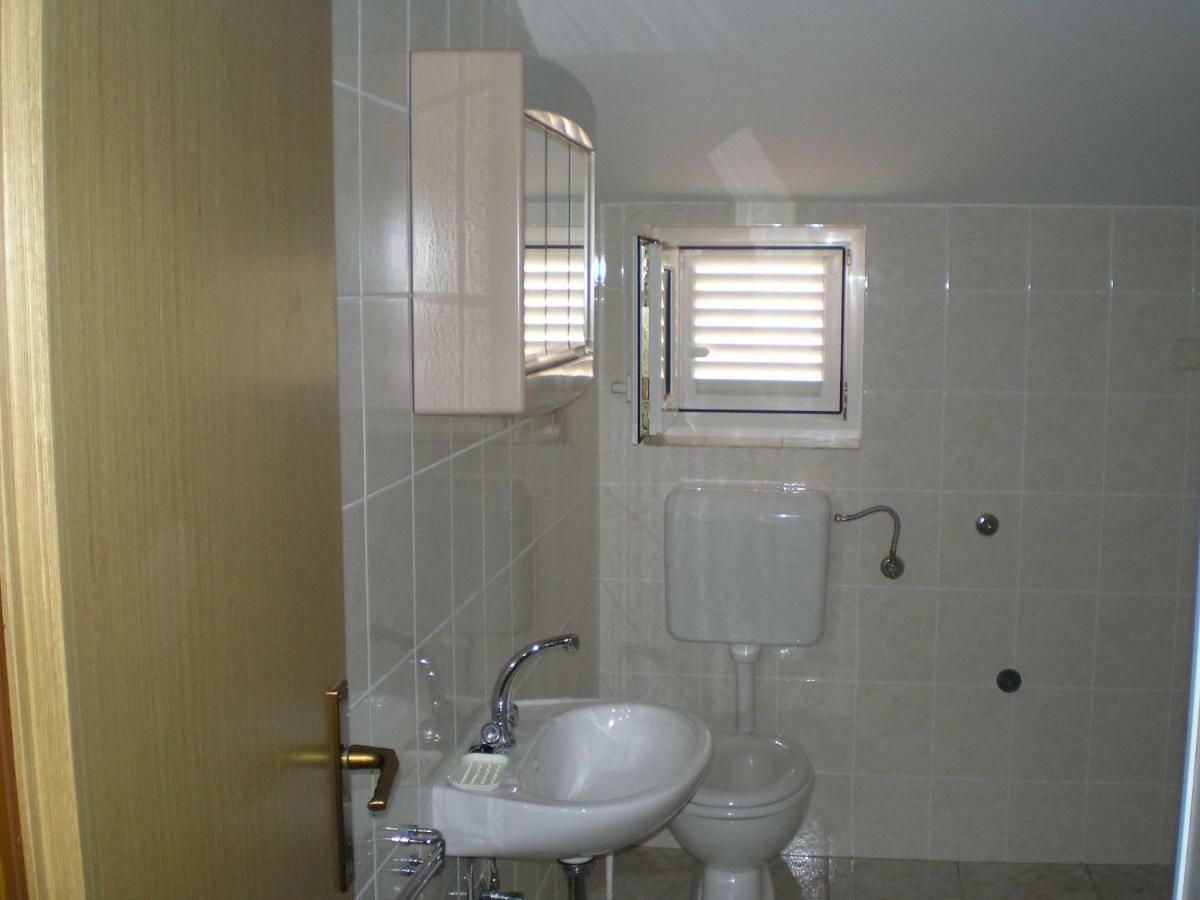 Apartmani Danica Биоград-на-Мору Экстерьер фото